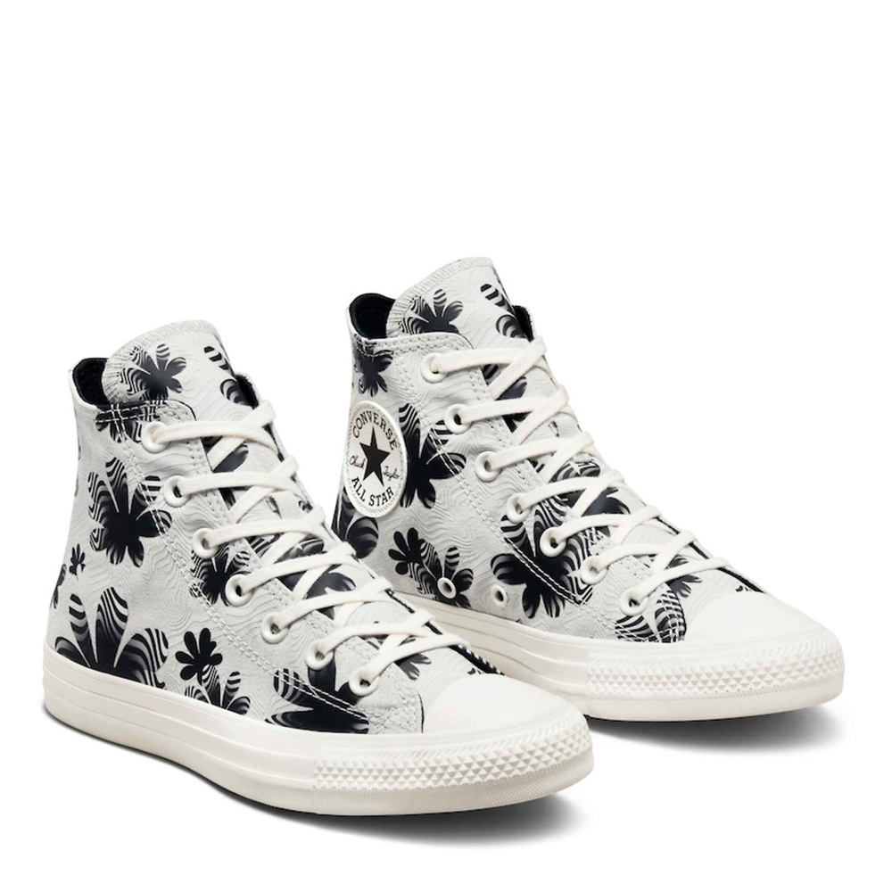 😍 Converse - Women’s Chuck Taylor All Star High-Top Sneakers